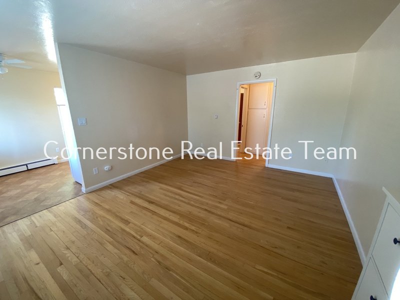3113 Illinois Ave - 1 property image