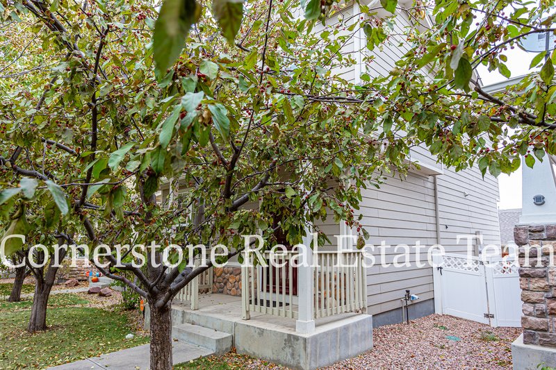 2230 Falkirk Drive property image