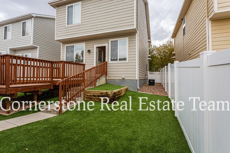 2230 Falkirk Drive property image