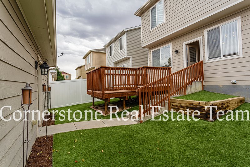 2230 Falkirk Drive property image