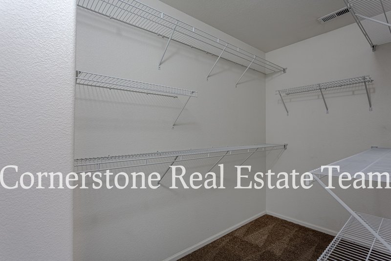 2230 Falkirk Drive property image