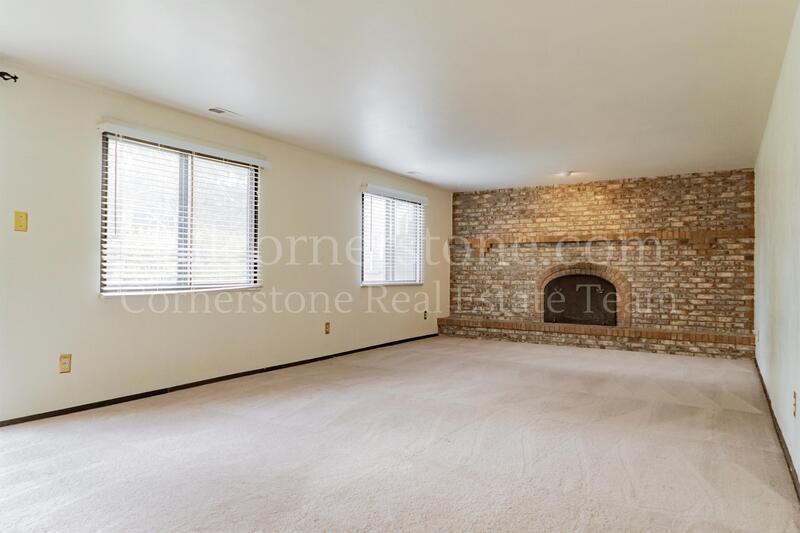 3427 Clubheights Drive property image