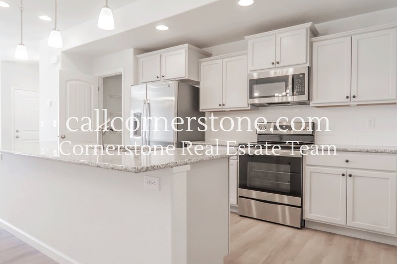 1092 Petra Heights property image