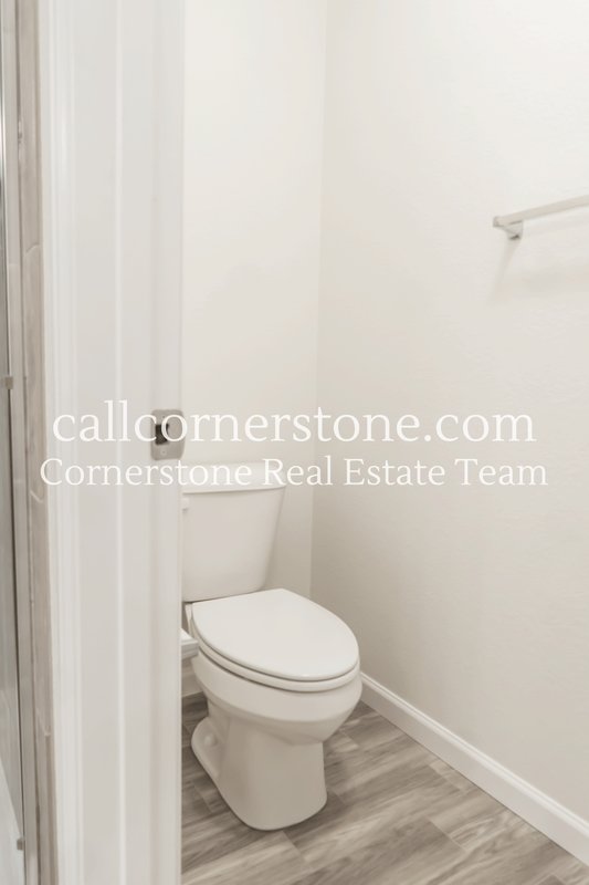 1092 Petra Heights property image