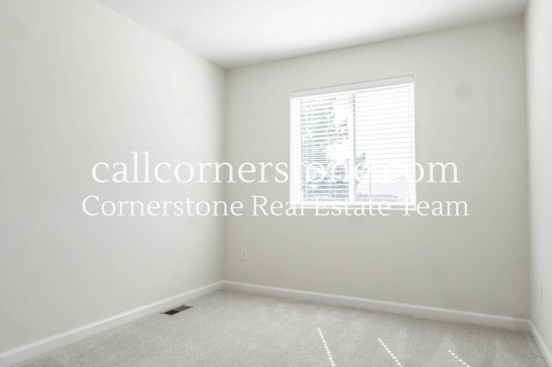 1092 Petra Heights property image