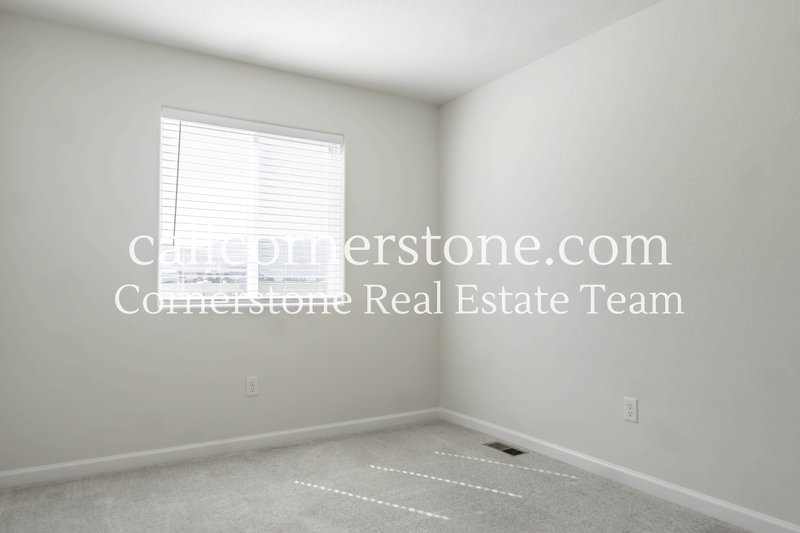 1092 Petra Heights property image