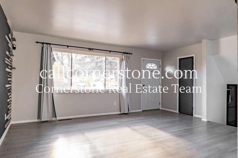 1320 Verde Drive property image