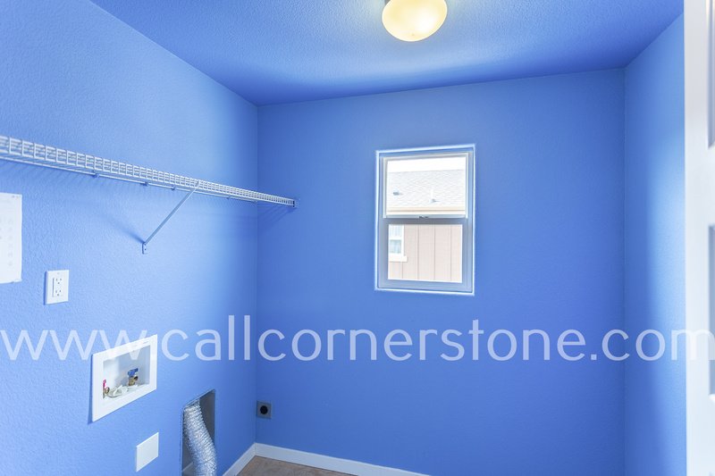 1322 Antrim Loop property image