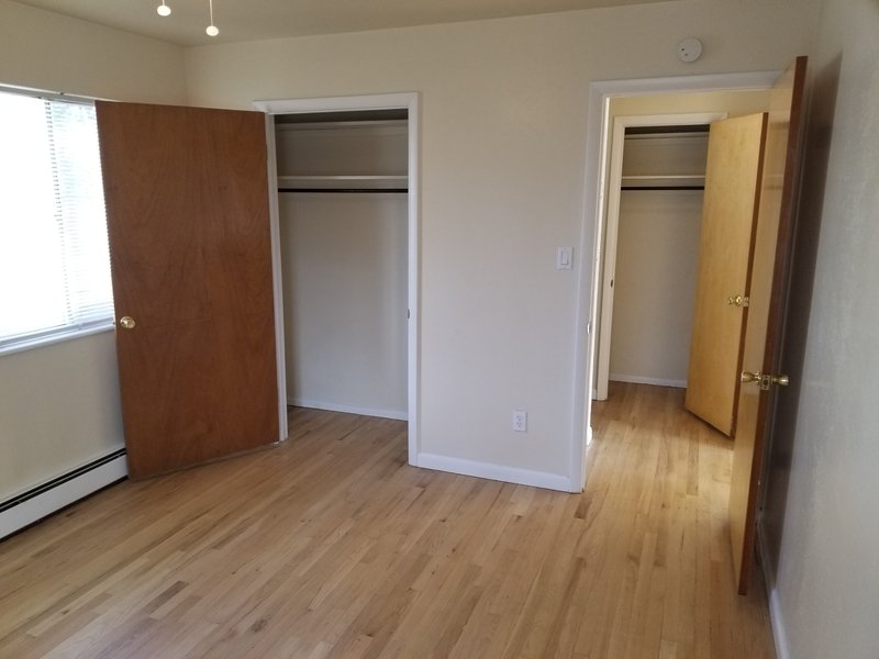 3113 Illinois Ave - 1 property image