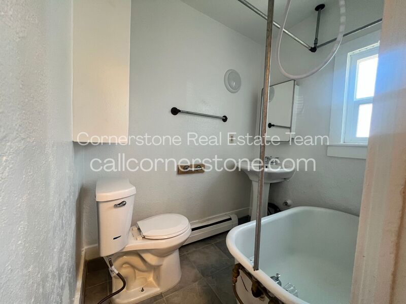326 East Saint Vrain Street 1 property image