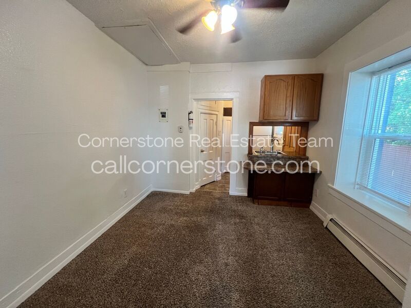 326 East Saint Vrain Street 1 property image
