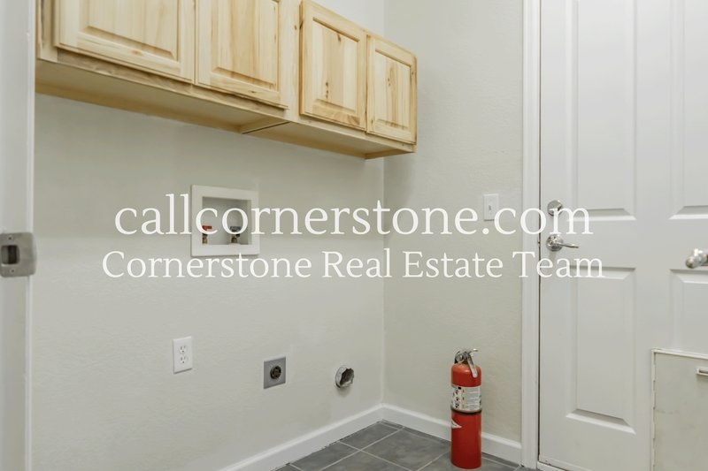 7676 Sniktau Point property image