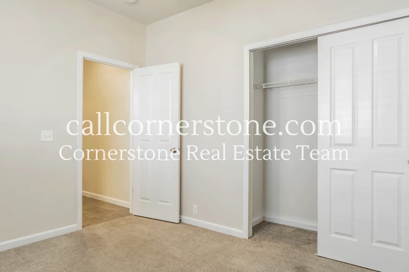 7676 Sniktau Point property image