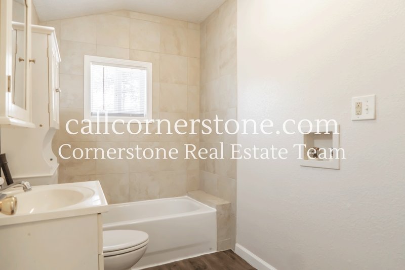 316 W Harrison St property image