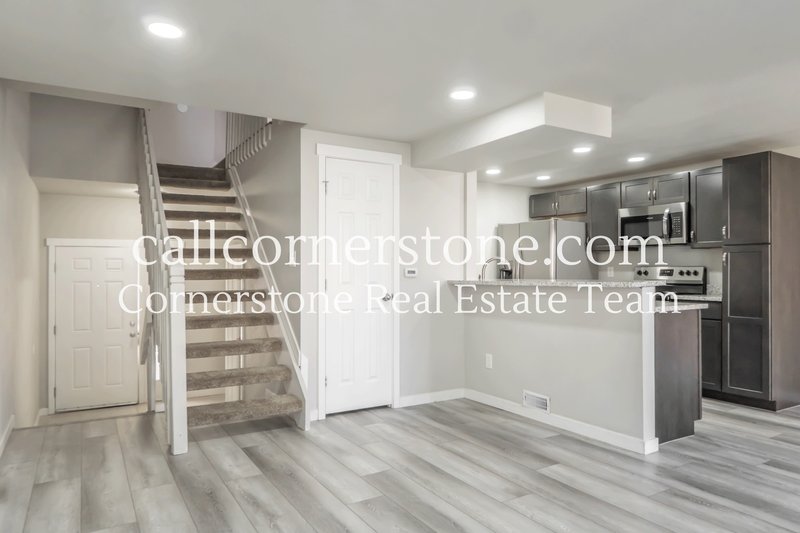 4877 Bluestem Drive property image
