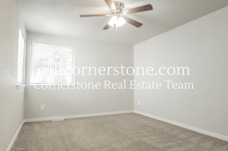 4877 Bluestem Drive property image
