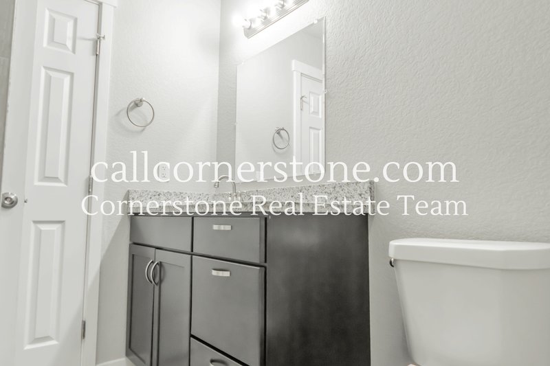 4877 Bluestem Drive property image