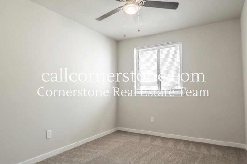4877 Bluestem Drive property image