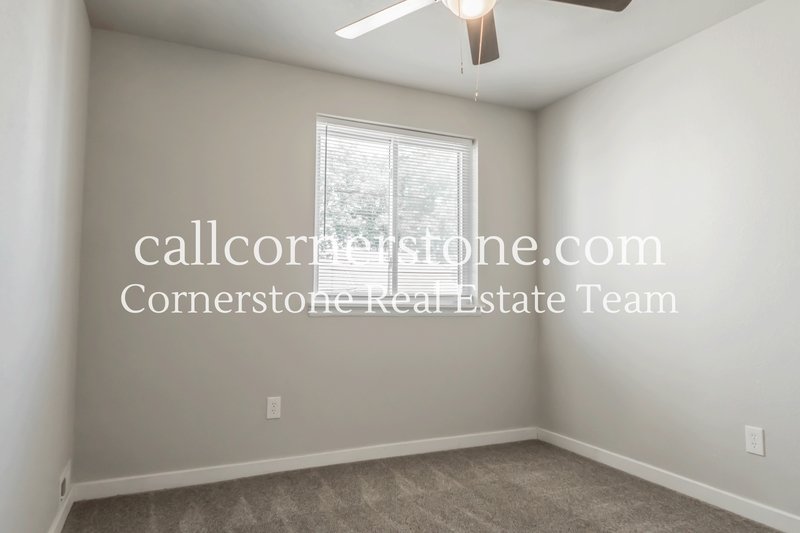 4877 Bluestem Drive property image