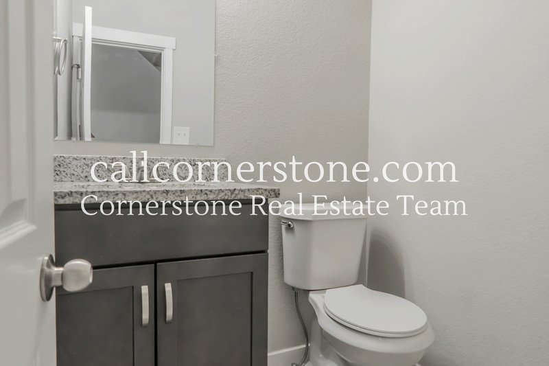 4877 Bluestem Drive property image