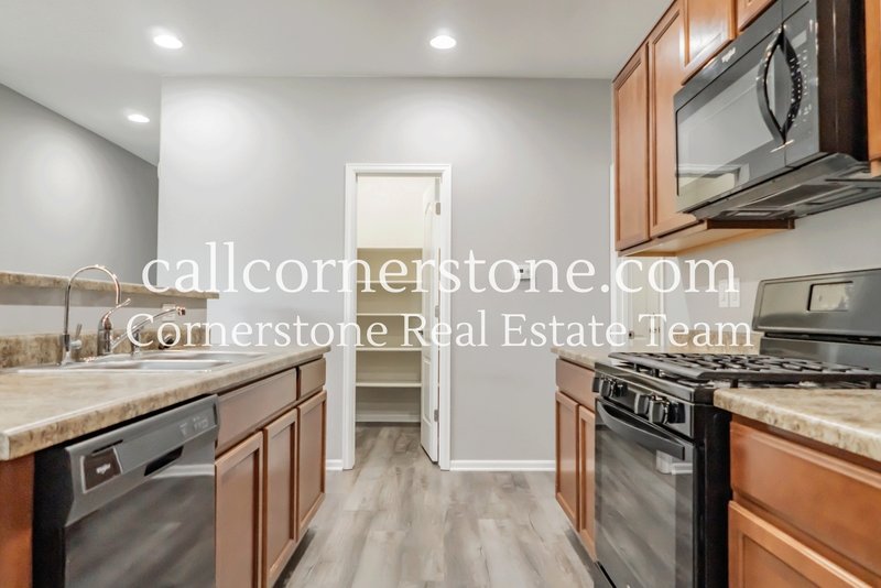 10043 Seawolf Drive property image