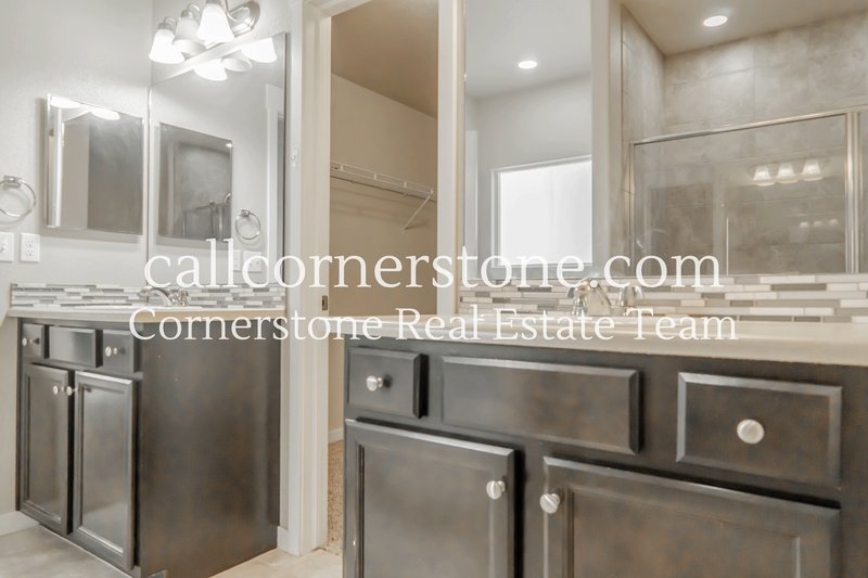 7406 Willow Pines Place property image