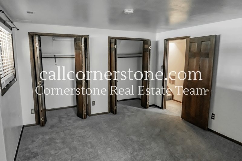 3427 Clubheights Drive property image