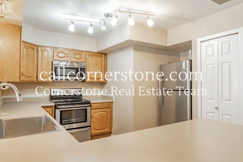 2081 Sussex Lane property image