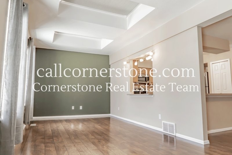 2081 Sussex Lane property image