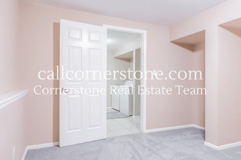 2081 Sussex Lane property image