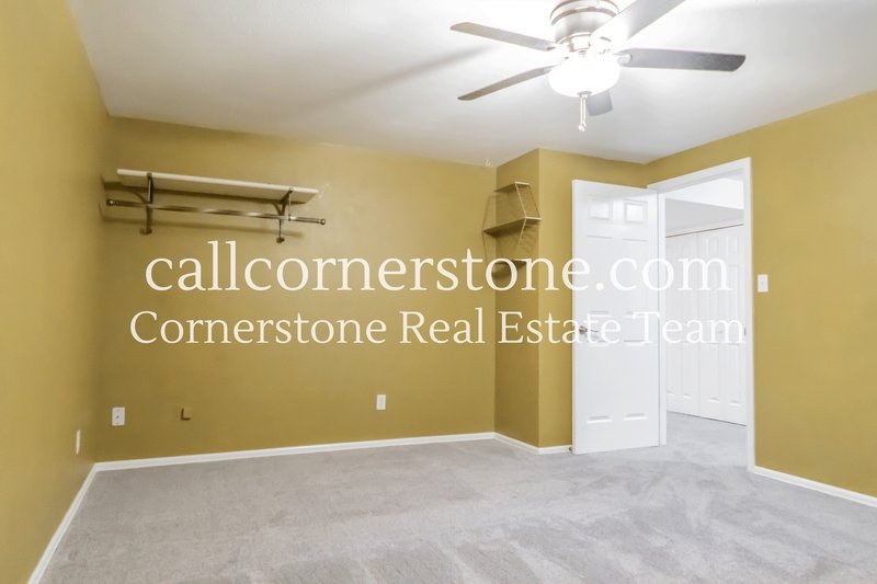 2081 Sussex Lane property image