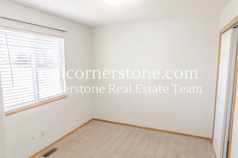 5312 Luster Drive property image