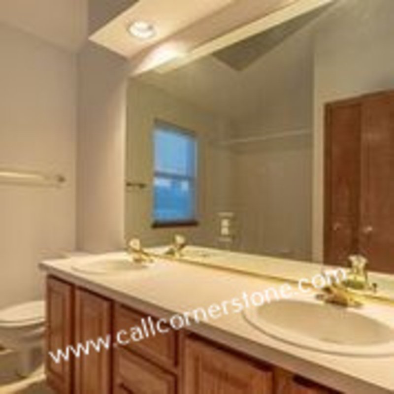 630 Fernglen Court property image