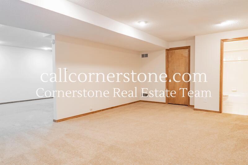 630 Fernglen Court property image