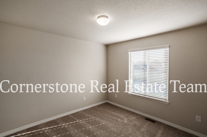 10758 Saco Drive property image
