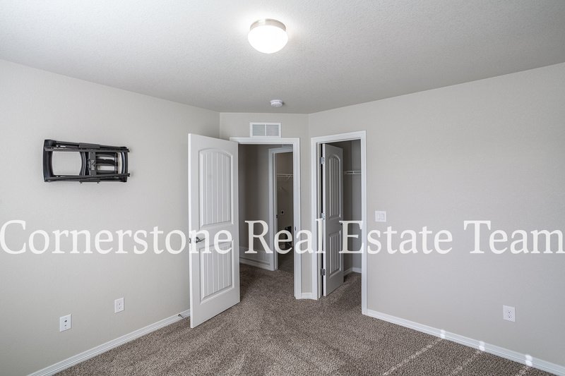 10758 Saco Drive property image