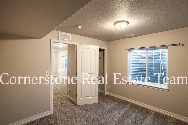 10758 Saco Drive property image